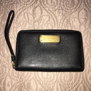 Marc by Marc Jacobs black cell wristlet